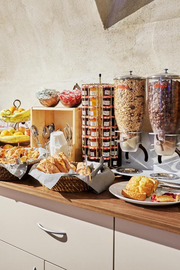 Hotel Le Relais Saint Charles Paris Ngoại thất bức ảnh